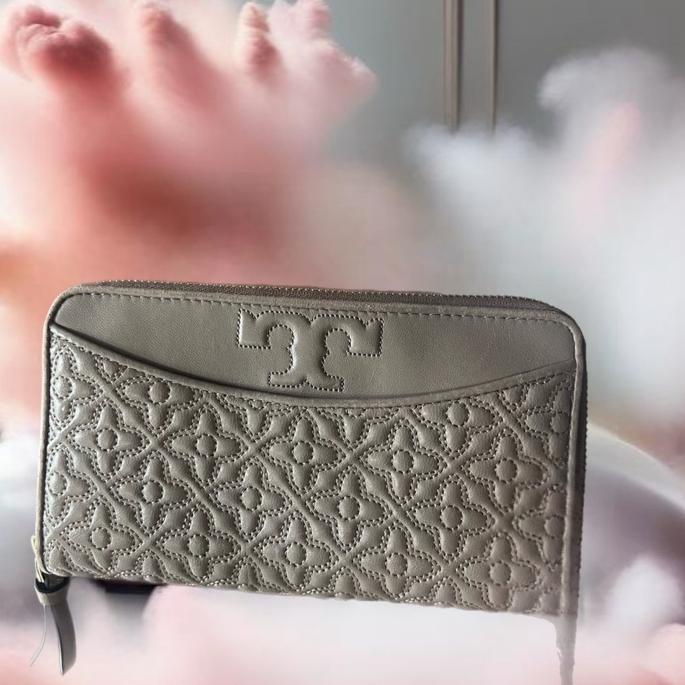 Taupe Authentic Tory Burch Wallet.
